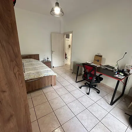Aggelou Sikelianou Apartment